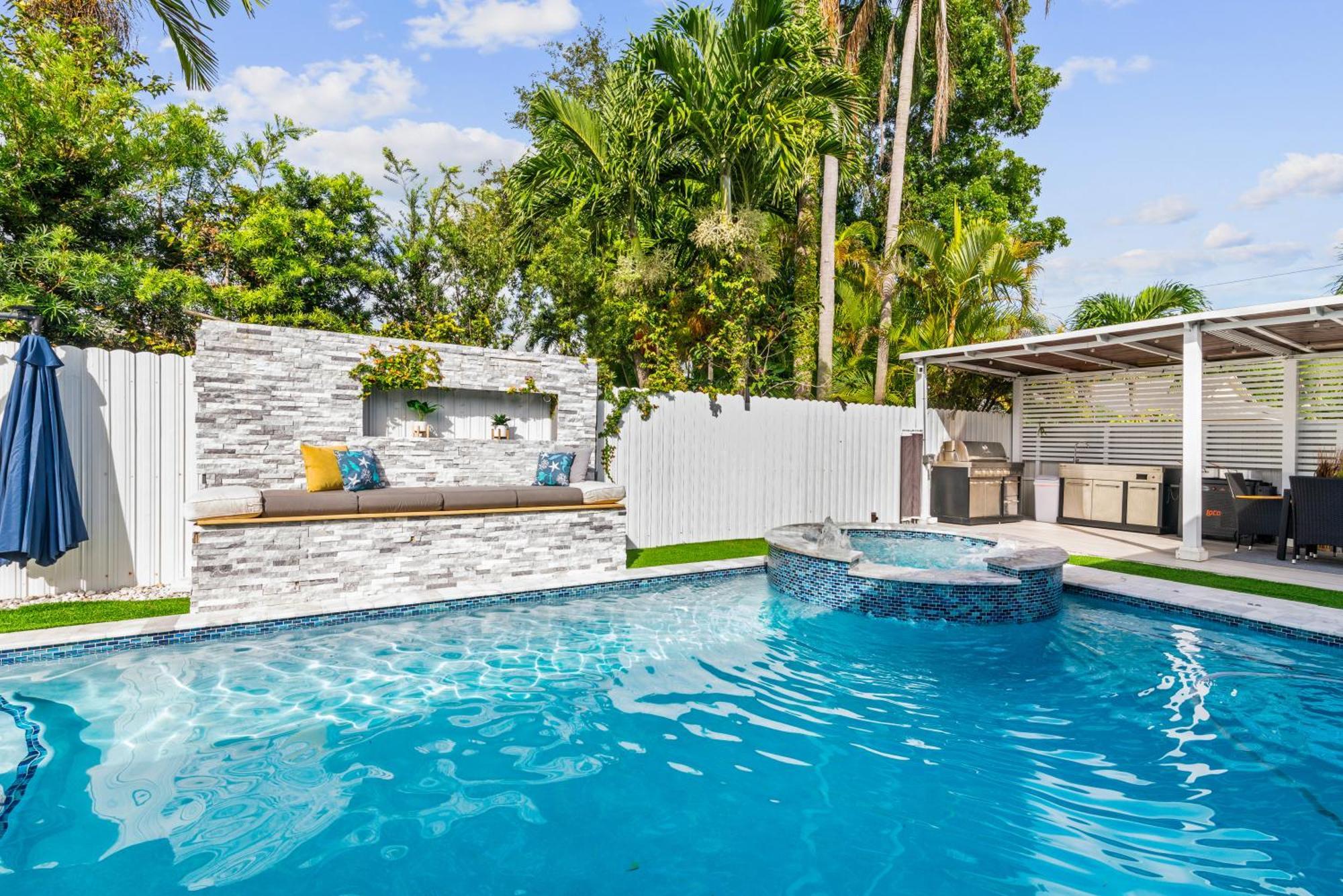 Miami Luxury House W Heated Pool & Jacuzzi Villa Exterior photo